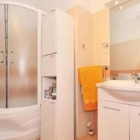 Appartement Charmante La-le By Interhome Podstrana